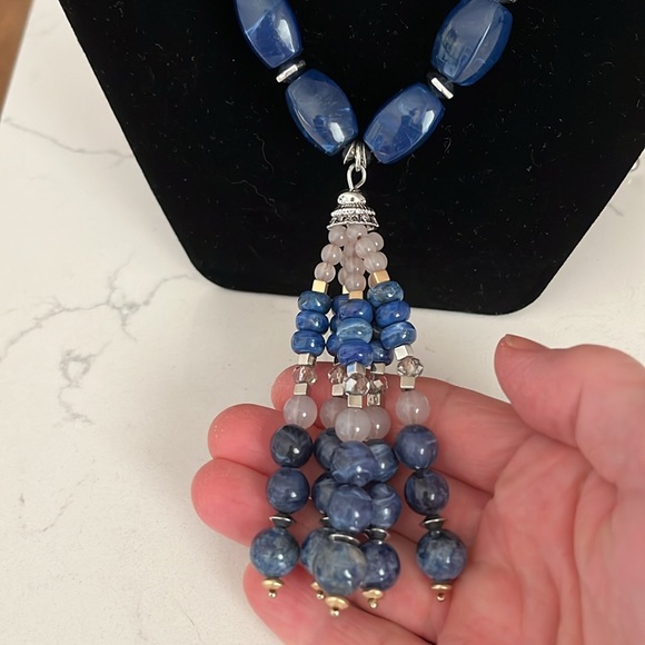 Stunning Long Bead Necklace - Picture 2 of 7